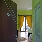 Sala * Sarandë
