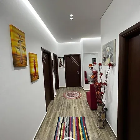ホテル Sala Sarandë