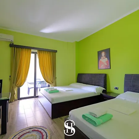 Sala Hotel *