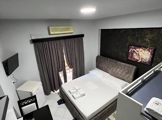 Hotel Sala *