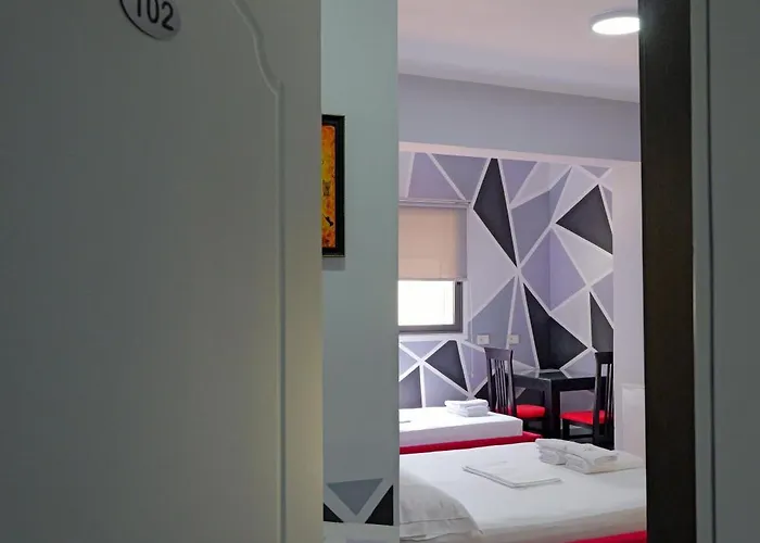 Sala Hotel *